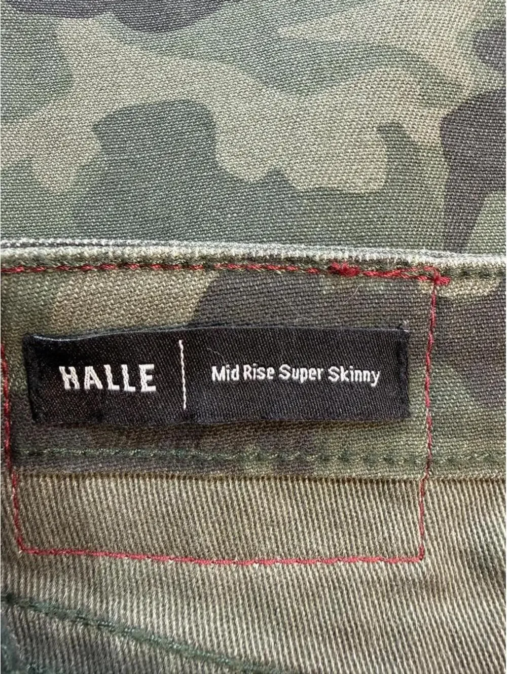 Vintage True Religion Camo Hallie Mid Rise Super Skinny Jeans